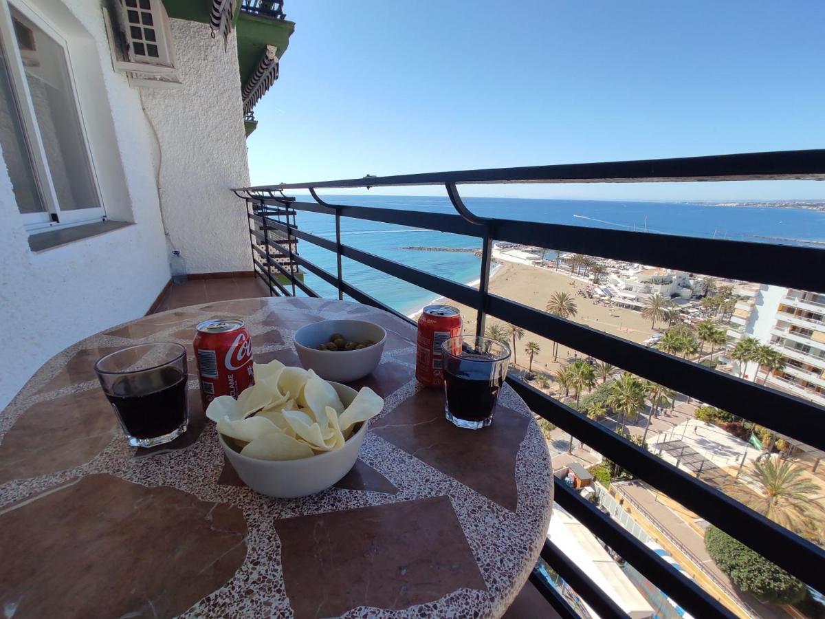 Apartamento en primera línea de playa  Marbella Exterior foto